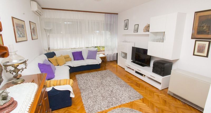 Apartman s klimatizací pro 4 os. s 1 ložnicí A-16497-a - Apartments With Parking Space Omiš - 16497, foto 1