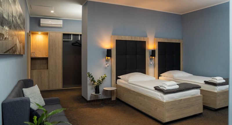 Deluxe Studio Pokoj pro 2 os. - Hotel Grunt Kosmonosy, foto 1