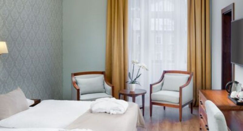 Pokoj s manželskou postelí - Ensana Hvězda – Imperiál Health Spa Hotel Mariánské Lázně, foto 1