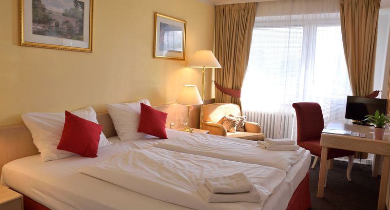 Standard Pokoj s manželskou postelí (s možností přistýlky) - Hotel Oáza Praha, foto 1