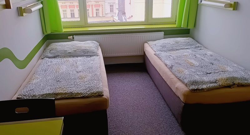 Twin Pokoj se sprchou pro 2 os. - Barleyhotel Praha, foto 1