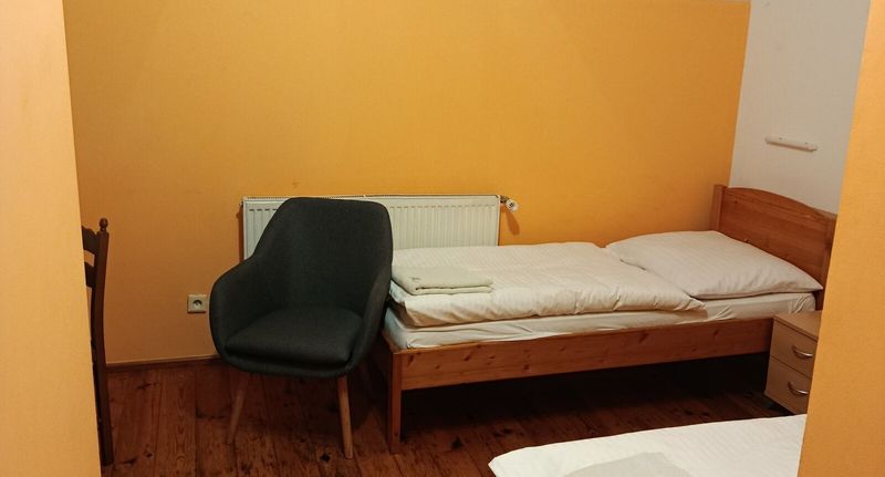Pokoj se sprchou s manželskou postelí - Penzion U Palounků Česká Lípa, foto 1