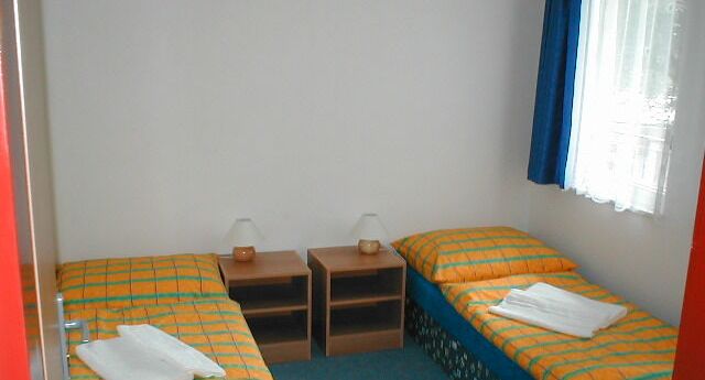 Apartman se sprchou s vlastní kuchyňkou pro 4 os. (s možností přistýlky) - Rekreační komplex Losinka Rapotín, foto 1