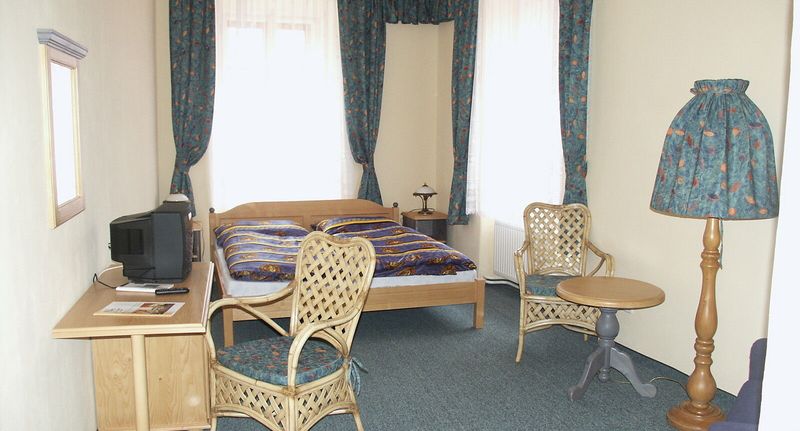 Pokoj se sprchou s manželskou postelí - Pod kostelem Týn nad Vltavou, foto 1