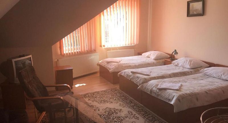 Pokoj s koupelnou s vlastní kuchyňkou pro 5 os. - Ośrodek Wypoczynkowy Vita Augustów, foto 7