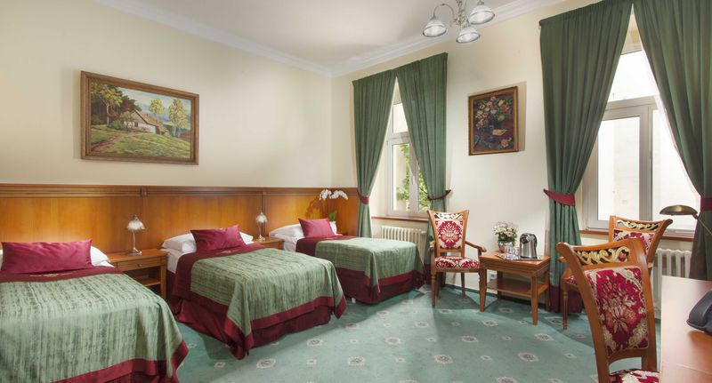 Superior Pokoj pro 3 os. - GREEN GARDEN HOTEL Praha, foto 1