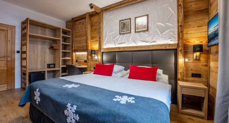 Standard Pokoj se sprchou pro 3 os. - Hotel Olympie Špindlerův Mlýn, foto 1