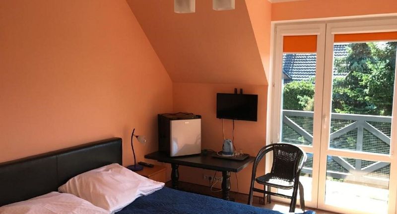 Pokoj s balkónem s koupelnou s manželskou postelí - Ośrodek Wypoczynkowy Vita Augustów, foto 9