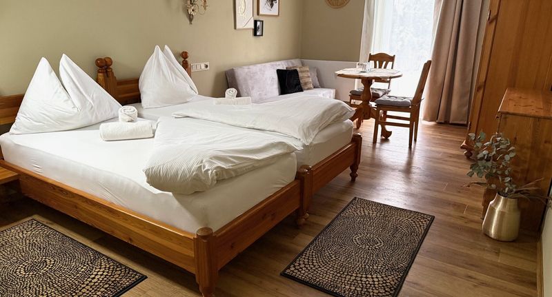 Komfort Pokoj s terasou s manželskou postelí - Hotel a Pension SEEBERG Františkovy Lázně, foto 1