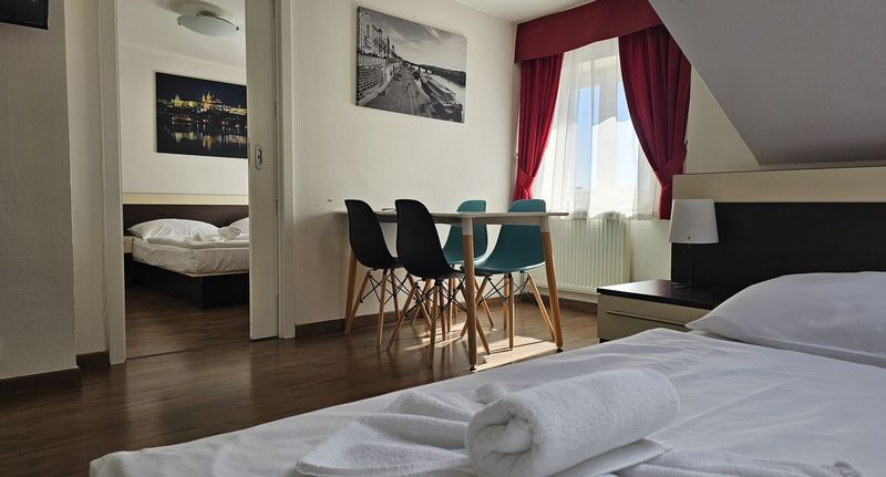 Apartman se sprchou s vlastní kuchyňkou pro 4 os. se 2 ložnicemi - Residence Vysta Praha, foto 1