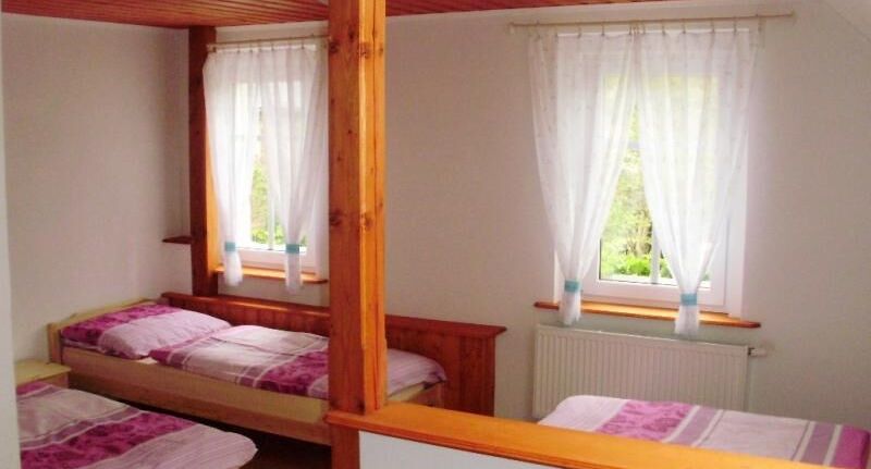 Apartman se sprchou s vlastní kuchyňkou pro 4 os. - Apartmány Dlouhý Jestřebí, foto 1