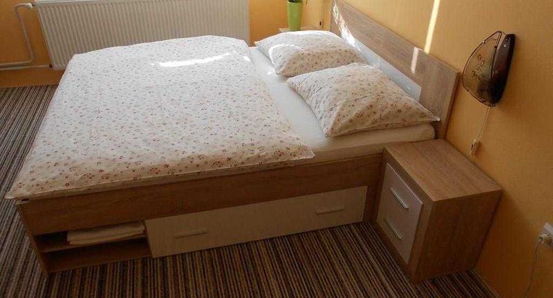 Apartman se sprchou s vlastní kuchyňkou pro 6 os. se 3 ložnicemi - Apartmány u Žáků Vrbno pod Pradědem, foto 1
