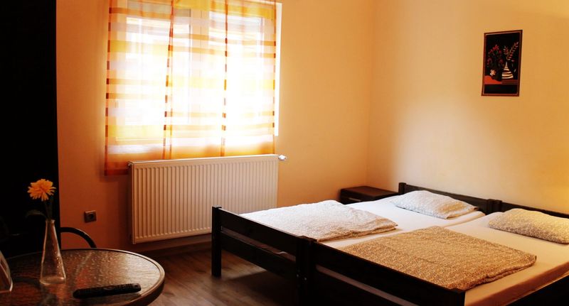 Se společnou kuchyňkou Classic Pokoj pro 2 os. (s možností přistýlky) - Gesztenyés Vendégház Gyula, foto 1