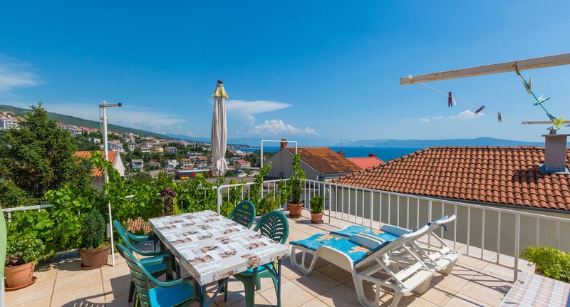 Classic Apartman s balkónem pro 4 os. se 2 ložnicemi - Apartmani Clementina 2 Crikvenica, foto 1