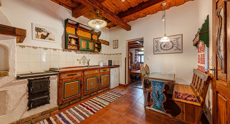 Rodinný Apartman s koupelnou pro 4 os. s 1 ložnicí (s možností přistýlky) - Postakocsi Vendégház Nőtincs, foto 1