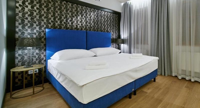 Economy Pokoj s manželskou postelí - ANTIK Hotel Praha, foto 1