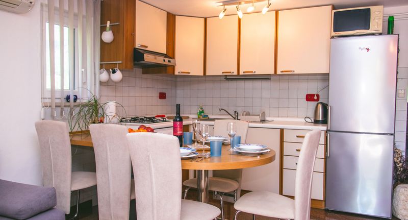 Apartman pro 4 os. se 3 ložnicemi - Apartment Karmen Moscenicka Draga, foto 1