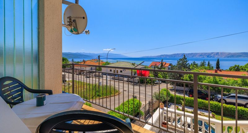 Apartman s manželskou postelí s 1 ložnicí s výhledem na moře na poschodí - Apartman Nevenka N.V. Novi Vinodolski, foto 1