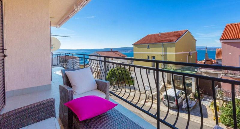 Apartman pro 6 os. se 3 ložnicemi s výhledem na moře na poschodí - Apartman Marija Maricic Crikvenica, foto 1
