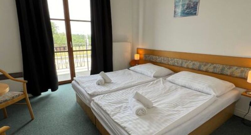 Pokoj s balkónem pro 2 os. - Hotel SLOUP Řípec, foto 1