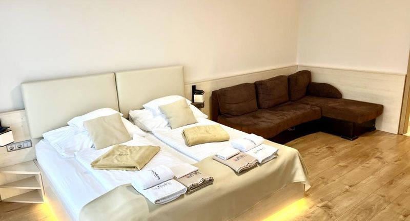 Rodinný Apartman s balkónem s manželskou postelí s 1 ložnicí - Wellness Apartmanok Velence, foto 1