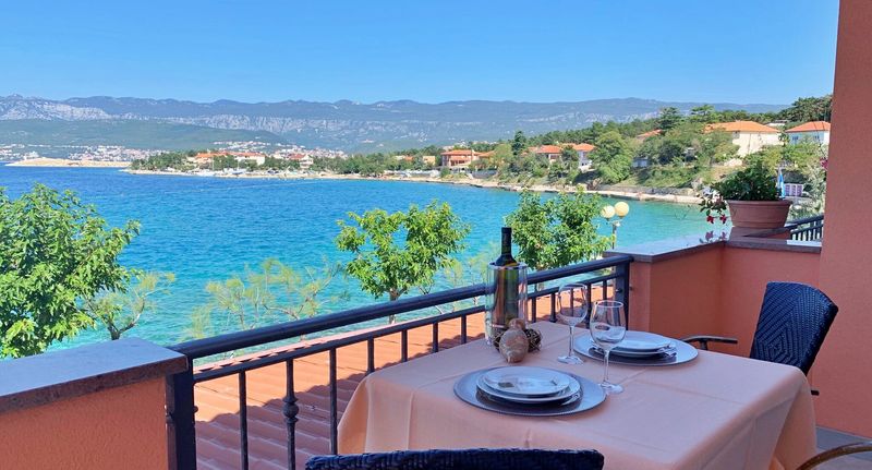 Classic Apartman s manželskou postelí s 1 ložnicí s výhledem na moře (s možností přistýlky) - Apartmani Koraljka Šilo, foto 1
