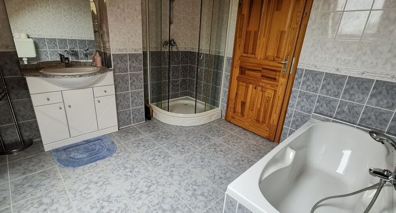 Rodinný Apartman pro 6 os. se 3 ložnicemi s výhledem do dvora - Zafír Apartman Kéthely, foto 1