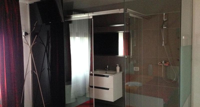 Classic Pokoj s manželskou postelí - Pensiunea La Villa Hill Resort Cluj-Napoca, foto 1