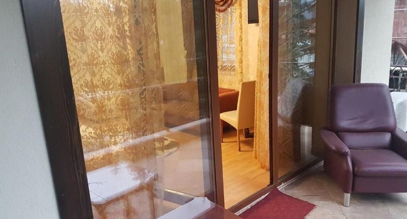 Pokoj s manželskou postelí - Hotel Edy's Royal Predeal, foto 1