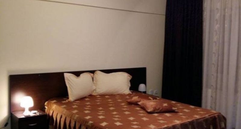 Superior Apartman s balkónem pro 4 os. s 1 ložnicí - Hotel Perla Lacu Sărat, foto 1