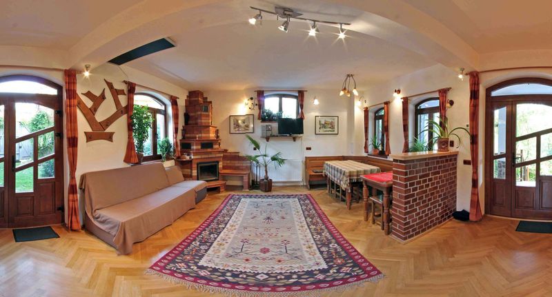 Vila (jako celek) pro 8 os. s výhledem na hory celý Dům (s možností přistýlky) - Casa Vale ~ Vila Crina, foto 1