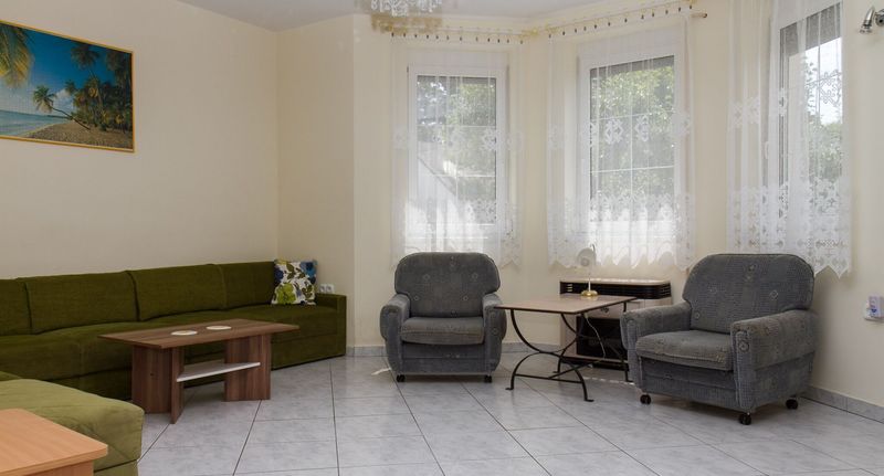Chata (jako celek) s klimatizací pro 6 os. celý Dům - Domján Villa Balatonmáriafürdő, foto 1