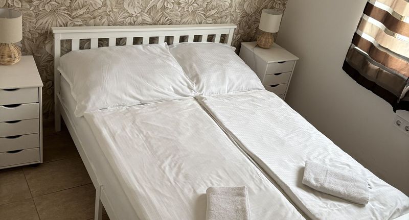 Apartman pro 3 os. s 1 ložnicí s výhledem do zahrady na přízemí - Turul Apartmanok Enying- Balatonbozsok, foto 1