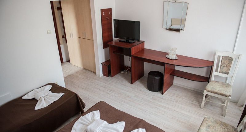Pokoj pro 3 os. - Hotel Dynes Eforie Nord, foto 1