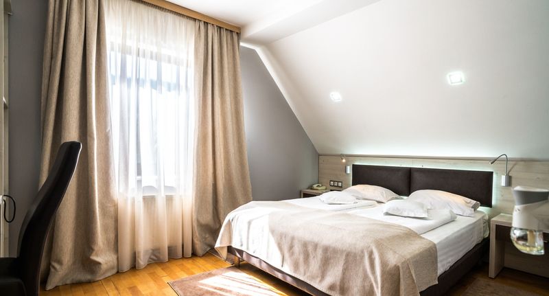 Superior Pokoj s manželskou postelí - Hotel Eden Câmpulung Moldovenesc, foto 1