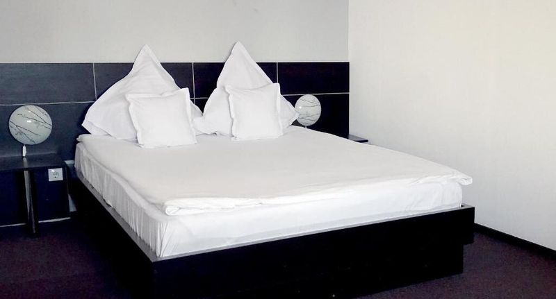 Deluxe Pokoj s manželskou postelí - Hotel Prince Miercurea Ciuc, foto 1