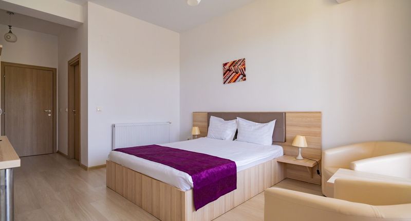 Superior Pokoj s balkónem s manželskou postelí - Hotel Q Neptun, foto 1