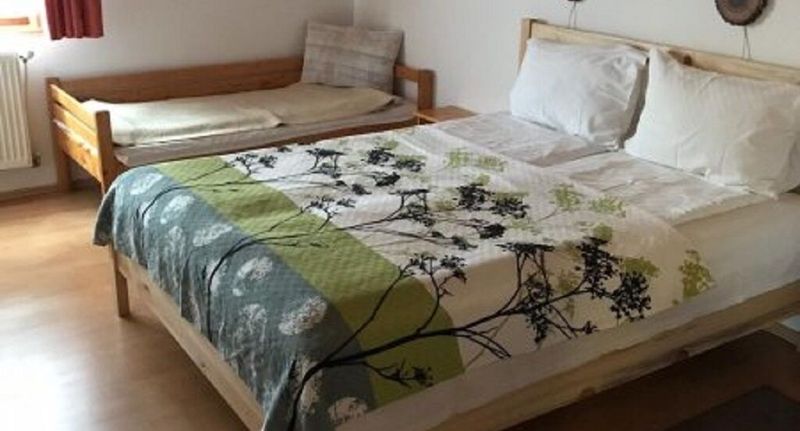 Pokoj s koupelnou pro 3 os. - Pensiunea Sandra Sibiel, foto 1