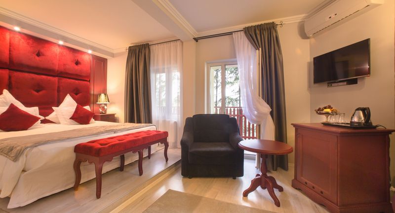 Pokoj s balkónem s manželskou postelí s výhledem na jezero - Motel Cincis Teliucu Inferior, foto 1
