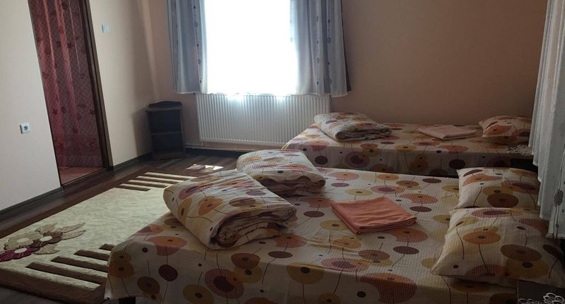 Pokoj s koupelnou pro 3 os. - Pensiunea Fülöp Praid, foto 1