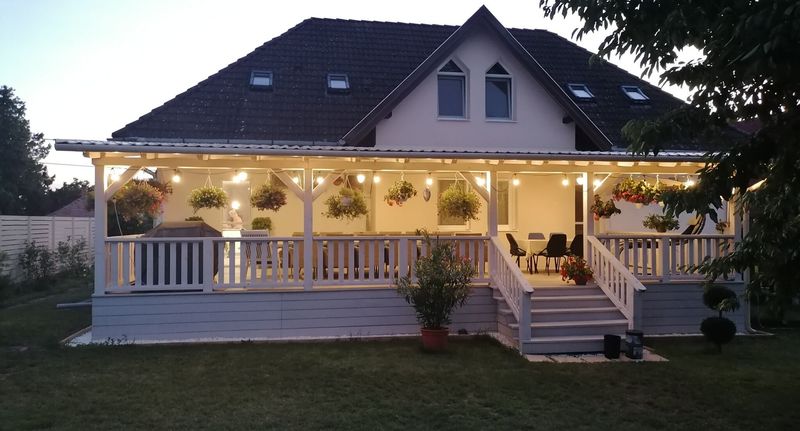 Penthouse Rekreační dům (jako celek) pro 28 os. celý Dům - Cherry Tree Vendégház Balatonszemes, foto 1