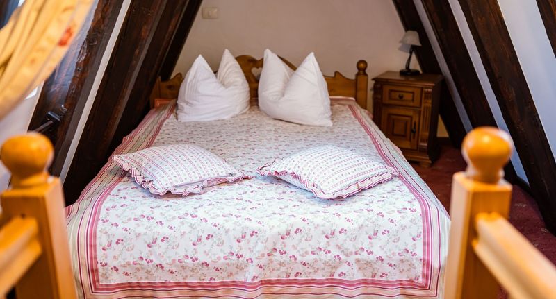Pokoj s manželskou postelí - Casa Moţului Arieșeni, foto 1