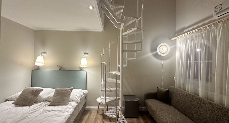 Pokoj s galérií s klimatizací pro 4 os. - Délceg Réce Minihotel Balatonkenese, foto 1
