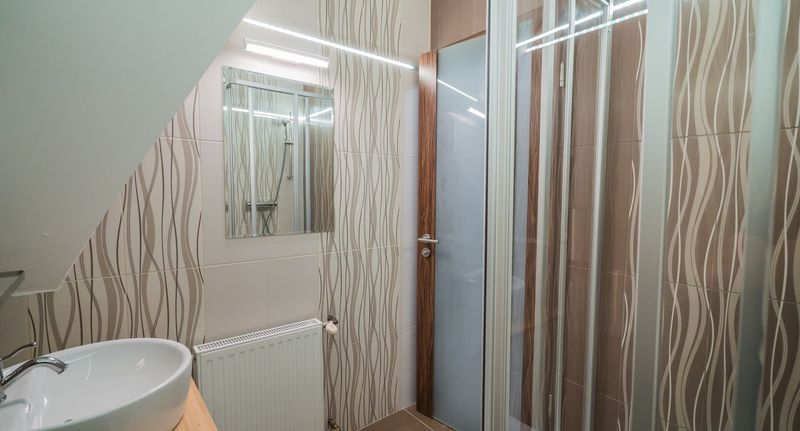 Pokoj s klimatizací pro 3 os. v podkroví - Beach Family Rooms Siófok, foto 1