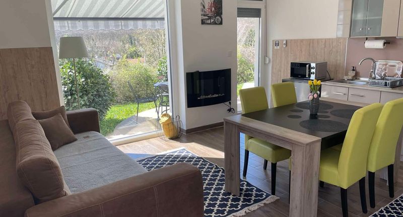 Deluxe Studio Apartman pro 5 os. se 2 ložnicemi - Rózsadomb Apartman Bogács, foto 1