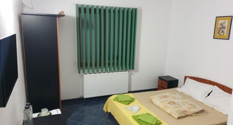 Pokoj s manželskou postelí (s možností přistýlky) - Vila Mugur 2 Mai, foto 1
