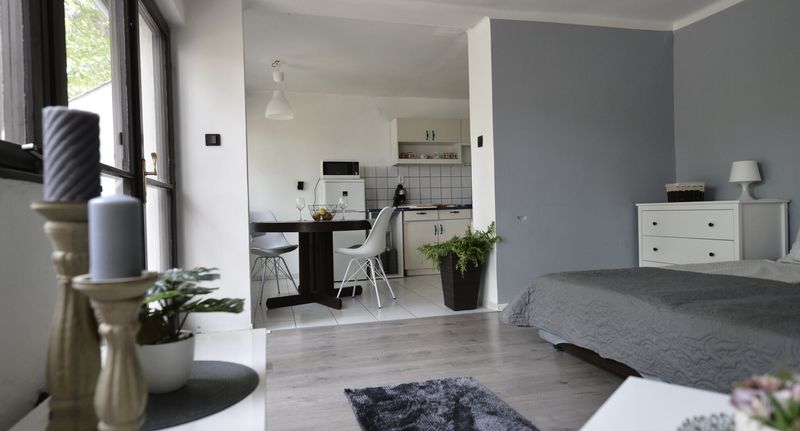 Rodinný Apartman pro 4 os. se 2 ložnicemi na poschodí (s možností přistýlky) - Möbius Apartmanház Siófok, foto 1