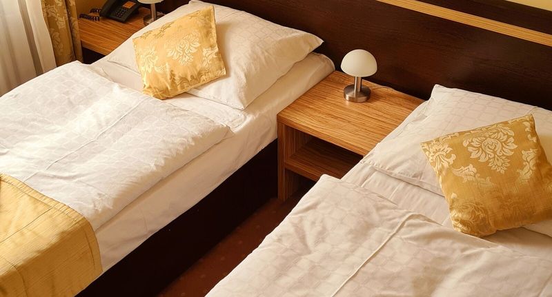 Standard Pokoj pro 2 os. na poschodí - Hotel Čierny Orol Rožňava, foto 1