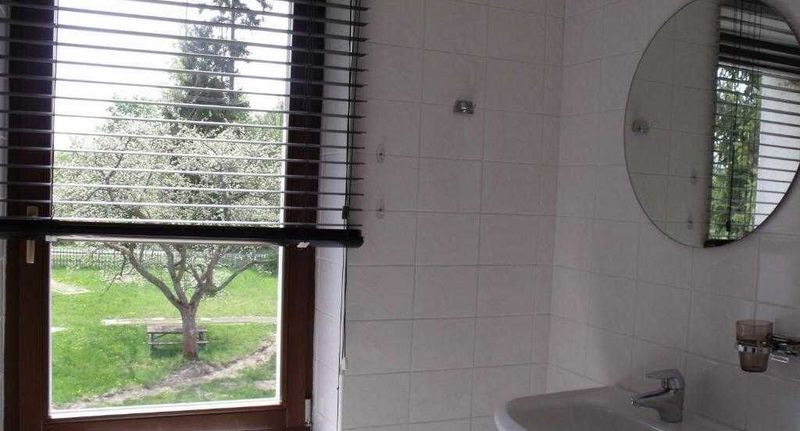 Deluxe Pokoj se sprchou s manželskou postelí - Hotel Na Trojáku Hošťálková, foto 1