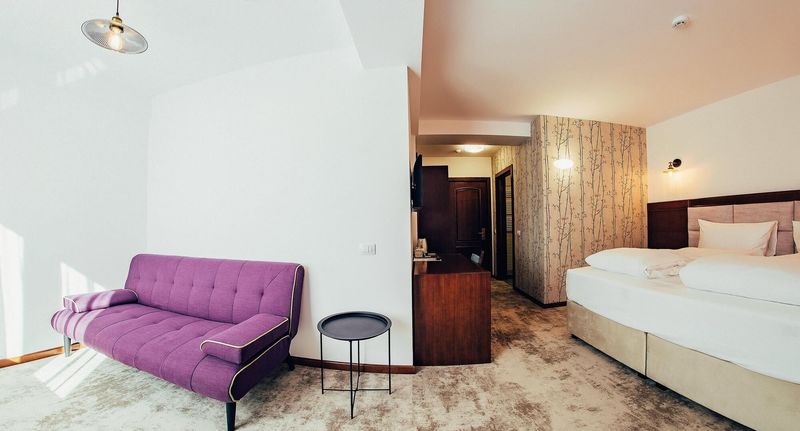 Family Pokoj s manželskou postelí na poschodí - Hotel Buchenland Gura Humorului, foto 1